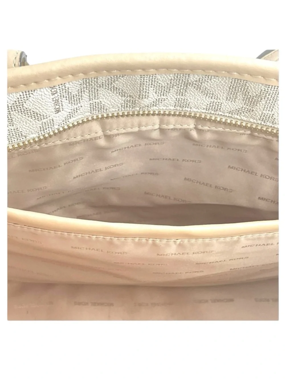 Michael Kors  Jet Set Med Logo Top Zip Tote Handbag  Vanilla Natural Leather 